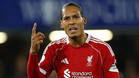 กัปตันมาเอง ”ฟาน ไดค์" พูดถึง 3 แข้ง ลิเวอร์พูล หลังแพ้ 3 นัดติด ก่อนศึกแดงเดือด