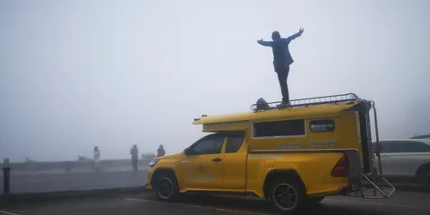 ดอยอินทนนท์ เริ่มเข้าสู่หน้าหนาว ทะเลหมอกหนา คนแห่ขึ้นดอยแต่เช้ามืด