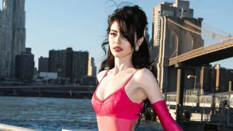 ฮือฮาสุดปัง "ใหม่ ดาวิกา" อวดหุ่นเป๊ะในชุดโชว์บรา ร่วมแฟชั่นโชว์ Victoria’s Secret