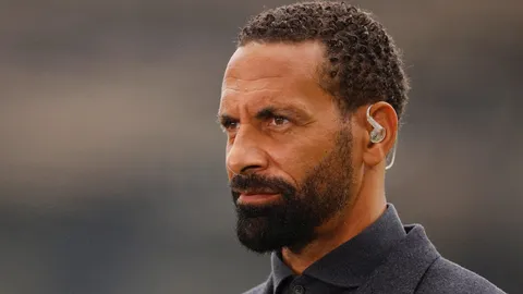 ไม่กลัวเงิบ "เฟอร์ดินานด์" ฟันธงแชมป์พรีเมียร์ลีก หลัง ลิเวอร์พูล แพ้ แมนยู คาบ้าน