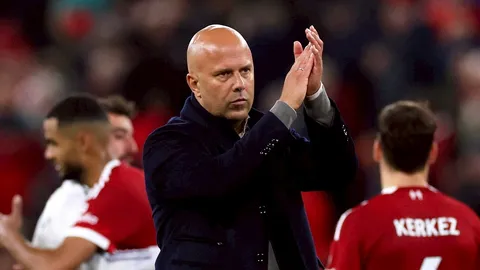 เปิดตัวเต็งล่าสุด "กุนซือพรีเมียร์ลีก" พ้นตำแหน่งคนต่อไป หลังลิเวอร์พูล แพ้ 4 นัดติด