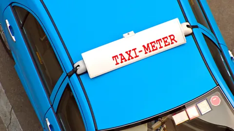 "คมนาคม" ย้ำชัด! ไม่ขึ้นค่าโดยสารแท็กซี่ ลุยทำ Digital Taxi Meter ร้องเรียนบริการ