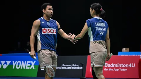 "บาส-เฟม" ย้ำชัยคู่อินโดนีเซีย 2-0 ลิ่วรอบก่อนรองฯ ขนไก่ “เฟร้นช์ โอเพ่น 2025"