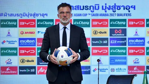 มาแล้ว 2 คนแรก พร้อมคัมแบ็ก "ทีมชาติไทย" หลัง "ฮัดสัน" ไม่ปิดโอกาสแข้งประสบการณ์สูง