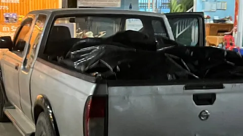 สกัดจับได้อีกลอตใหญ่ยาบ้า 4.8 ล้านเม็ด ซุกท้ายรถกระบะ คนขับกระโดดลงแม่น้ำโขงหนีไปได้