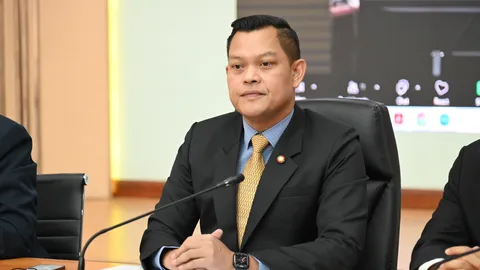 “ธนกร” ปัดเอี่ยวถอนอายัดเหล็ก “ซิน เคอ หยวน” เหตุตอนนั้นยังไม่ได้นั่ง รมต.อุตฯ