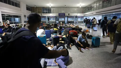 คนงานกว่า 1,000 ทะลักเข้าไทย หนีศูนย์แก๊งคอลเซ็นเตอร์ "เคเคพาร์ก" ในพม่า