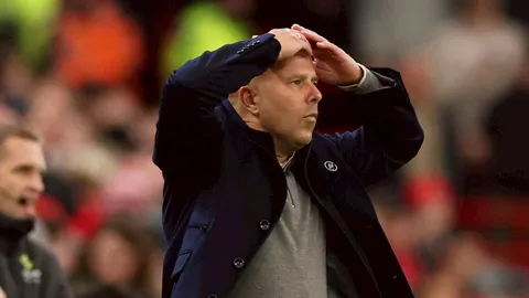 "สล็อต" เผยข่าวร้ายล่าสุด "ลิเวอร์พูล" ก่อนบู๊เบรนท์ฟอร์ด ลุ้นจี้จ่าฝูงพรีเมียร์ลีก