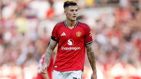 เซอร์ไพรส์มาก เซสโก้ เผยชื่อ "แข้งแมนยู" ที่คอยช่วยตนปรับตัวกับผีแดง