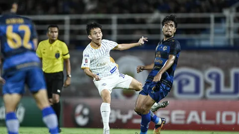 ผลบอลสด ทีเด็ดบอลเปลี่ยนโค้ช! ชลบุรี เอฟซี บุกคว้า 3 แต้มแรกเหนือ อยุธยา ยูไนเต็ด