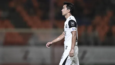 มาแล้ว "ชนาธิป" เปิดใจปมโดนใบแดงล่าสุดในไทยลีก แฟนบอลคอมเมนต์สนั่น  (คลิป)