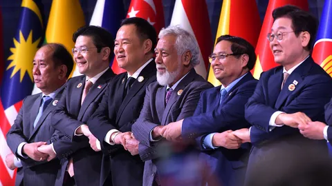 ภารกิจวันที่ 2 “นายกฯ อนุทิน” ร่วม 5 ประชุม 3 วงหารือ ในประชุมสุดยอดอาเซียน