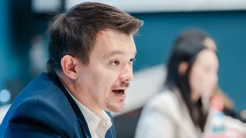 “ภัทรพงษ์” สส.ปชน. ค้าน MOU “แร่แรร์เอิร์ธ” ซัด “อนุทิน” ทำไทยเสียเปรียบ