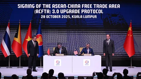 อาเซียน-จีน ลงนามยกระดับเขตการค้าเสรี 3.0