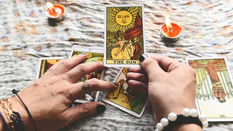 เปิดความหมายไพ่ยิปซี The Sun ความรัก การเงิน การงาน ดีหรือไม่