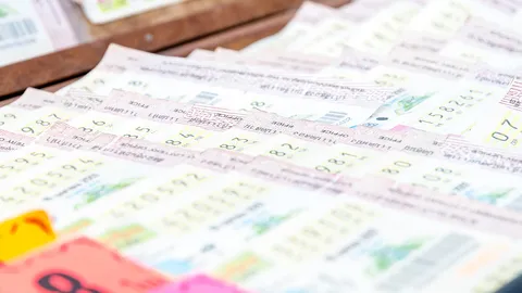 ส่องโชคลาภ 1 พ.ย. 68 เปิดเลขเด่นวันเสาร์จะมาไหม? 3 เดือนเกิดรับทรัพย์จุกๆ