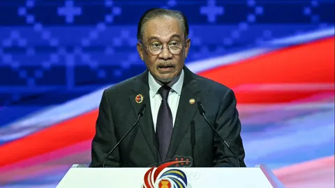 อันวาร์เผยคุยอะไรกับทรัมป์บนรถ เหน็บผู้นำบางคนปล่อยคลิปเสียงหลุดจะไม่มีใครคุยด้วย