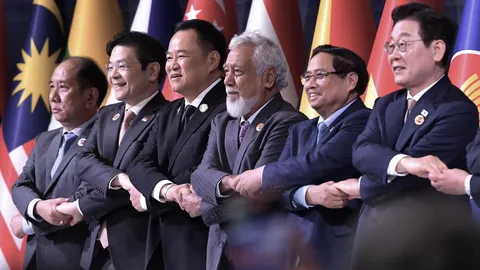 กต.แจงยิบสรุปบทบาทไทยในเวทีประชุมสุดยอดอาเซียน เข้าร่วม 5 การประชุม หารือ 7 ทวิภาคี