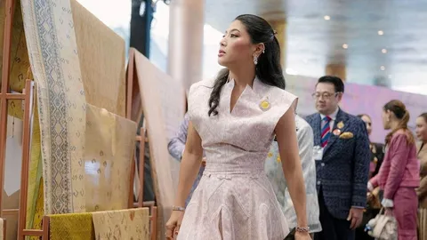 ในหลวง โปรดเกล้าฯ เจ้าฟ้าสิริวัณณวรีฯ เสด็จแทนพระองค์ ทรงร่วมพิธีเปิดพิพิธภัณฑ์แกรนด์อีจิปเชียน