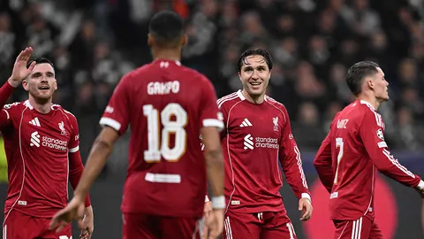 ช็อกกันทั้งทีม! เคียซ่า เล่าบรรยากาศสุดอึดอัดในห้องแต่งตัวลิเวอร์พูล หลังแพ้เบรนท์ฟอร์ด