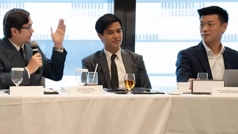 “ณัฐพงษ์” หารือหน่วยงานความมั่นคงสิงคโปร์ เสนอรัฐบาลตั้ง ฉก. ปราบสแกมเมอร์อย่างเป็นระบบ