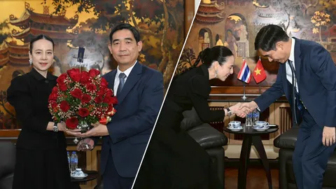 “มาดามแป้ง” เข้าพบเอกอัครราชทูตเวียดนาม มอบดอกไม้แทนคำขอโทษ กรณีใช้ธงชาติผิด