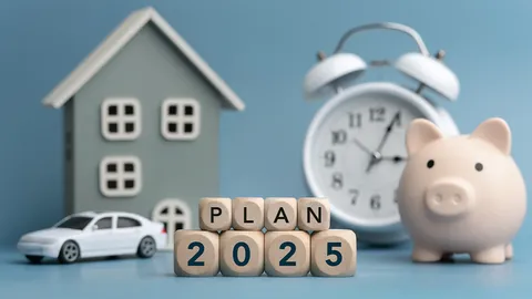 เช็กก่อนจ่าย! เทคนิคเลือกซื้อ "ประกันลดหย่อนภาษี" ปี 2568 ทั้งแบบชีวิต-สุขภาพ-เพื่อพ่อแม่-บำนาญ