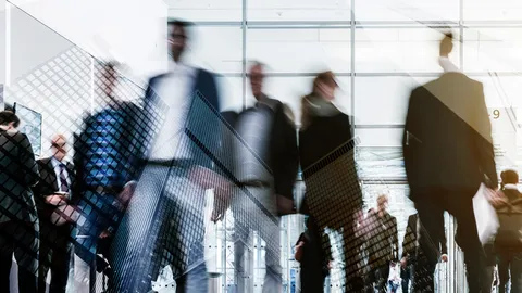 บริษัทเทคเปิดโหมดลดต้นทุน ยังไม่ทันหมดปี 2025 ปลดคนไปแล้วกว่าแสนราย เศรษฐกิจแย่ AI เข้ามาแทน