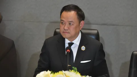 “อนุทิน” ขอโทษ สื่อสารบอกไทยรุกล้ำกัมพูชา-ไม่เคยได้ยินกองทัพขอบริจาคยุทธภัณฑ์