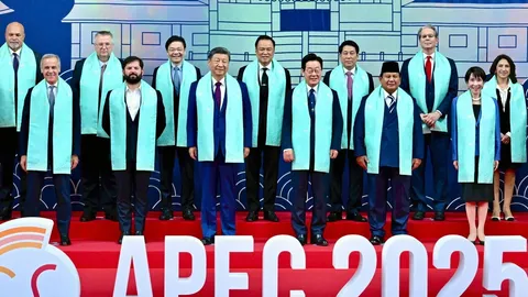 ลุย “โจรไซเบอร์” อนุทินผลักดัน ประชุม “เอเปก” “จุลพันธ์” เมินปปช. ฟันโยกงบฯ 68