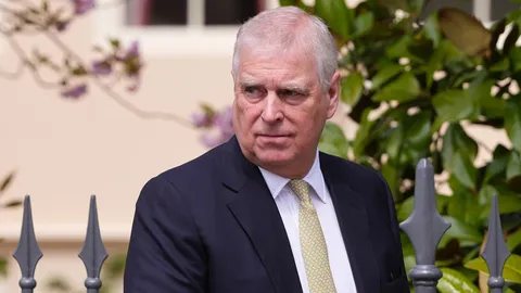 คิงชาร์ลส์ที่ 3 จ่อถอดยศทหารตำแหน่งสุดท้าย ของอดีตเจ้าชายแอนดรูว์