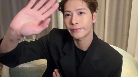 แจ็คสัน หวัง ส่งคลิปชวนเที่ยวไทย สัมผัสกรุงเทพยามค่ำคืน...มีเสน่ห์ไม่เหมือนใคร