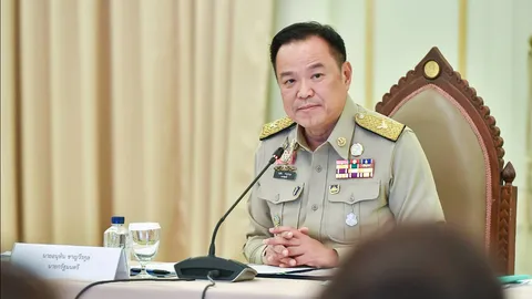 “อนุทิน” สั่งการจังหวัด และกรุงเทพมหานคร ติดตามพายุ “คัลแมกี” พร้อมสแตนบายช่วยเหลือ 24 ชั่วโมง