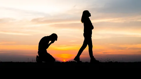 หมอดูดัง เปิด 3 คู่ราศีที่ไม่ควรเป็น 'คู่รัก' หรือ 'หุ้นส่วน' พังเยิน 