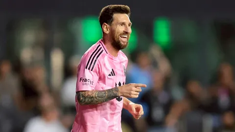 ฮือฮา "เมสซี่" มีลุ้นกลับมาค้าแข้งในยุโรป แม้เพิ่งต่อสัญญา "อินเตอร์ ไมอามี่"