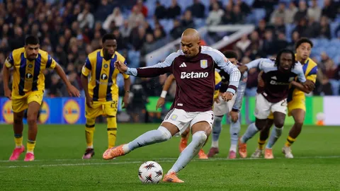 ผลบอลเมื่อคืน แอสตัน วิลล่า เชือด มัคคาบี้ เทล อาวีฟ ขึ้นที่ 6 ศึกยูโรปาลีก