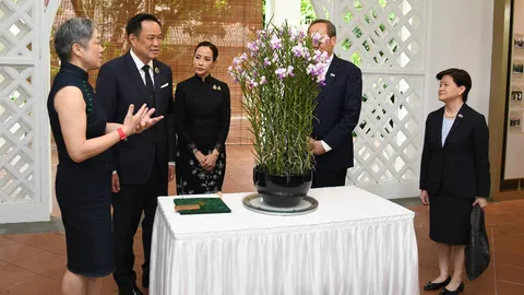 “สิงคโปร์” ตั้งชื่อกล้วยไม้สายพันธุ์ใหม่ ชื่อ “อนุทิน -ธนนนท์ ชาญวีรกูล” 