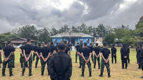 กองพลน้อยที่ 6 (KNU) รัฐกะเหรี่ยง แสดงความอาลัยถวาย "สมเด็จพระพันปีหลวง"