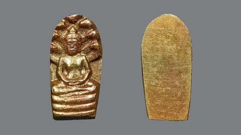 พระปรกใบมะขาม เจ้าคุณสนิทฯ วัดท้ายตลาด เนื้อทองคำ รอยจารอักขระสมบูรณ์ สวยแชมป์หลักล้าน