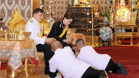 ในหลวง-พระราชินี เสด็จพระราชพิธี "ปัณรสมวาร" พระบรมศพ "สมเด็จพระพันปีหลวง"