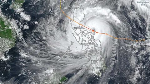 ฟิลิปปินส์อพยพประชาชนกว่า 1 แสน "ซูเปอร์ไต้ฝุ่นฟงวอง" ทวีกำลังจ่อขึ้นฝั่ง