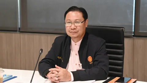 ประธาน กมธ.แก้รัฐธรรมนูญมั่นใจเสร็จทันเดือน พ.ย. นี้ ย้ำปิดทุกช่องโหว่ทางกฎหมาย