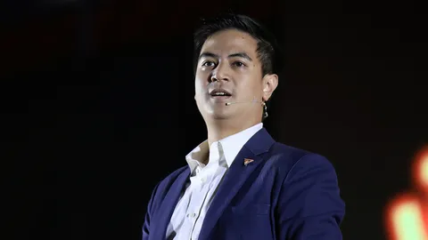 ปชน. รีบแก้เก้อ 3 เงื่อนไขซักฟอก พท. ปัดชื่อ "3 แคนดิเดต" ศาลยกฟ้อง สว.นันทนา