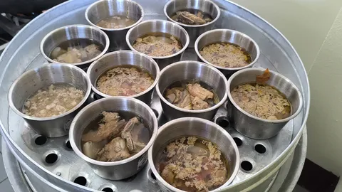 เข้าเมืองพิษณุโลก แวะ “ป๋าเลี้ยงถ้วยร้อน” อาหารเช้าสูตรจีนแผ่นดินใหญ่