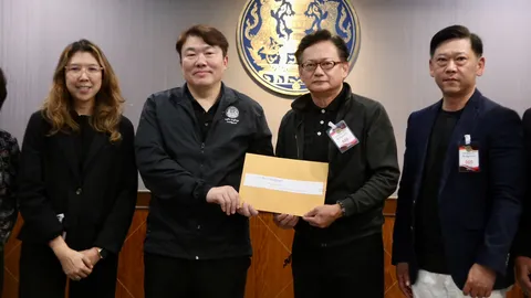 ผู้ประกอบการร้านอาหาร บุกทำเนียบรัฐบาล ร้องทบทวน ยกเลิกห้ามดื่มแอลกอฮอล์นอกเวลาขาย