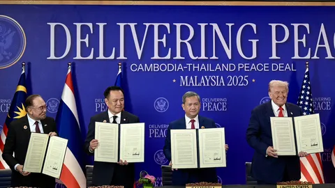 กัมพูชาตบหน้า!! “ทรัมป์–อันวาร์”