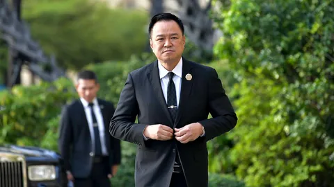 ครั้งแรก “กษัตริย์ไทย” เสด็จฯ เยือนจีน โปรดเกล้าฯ “อนุทิน-สีหศักดิ์” ติดตามขบวน