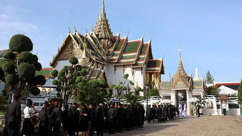 "มัลลิกา" กำชับขนส่งฯ เตรียมมาตรการความปลอดภัย รองรับประชาชนเดินทางถวายสักการะพระบรมศพ