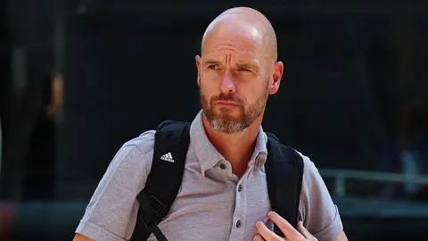 กล้ามาก เทน ฮาก ปฏิเสธข้อเสนอจาก 1 สโมสรยักษ์ใหญ่แล้ว