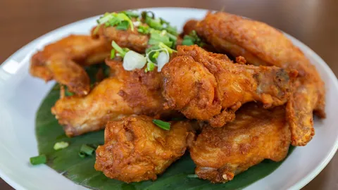 เปิดสูตรลับเมนูไก่ทอดน้ำปลา หนังกรอบ เนื้อนุ่ม ชุ่มน้ำปลา